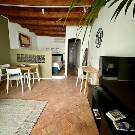 Splendido Bilocale In Via Madonnina, Zona Brera Daire Milano Dış mekan fotoğraf